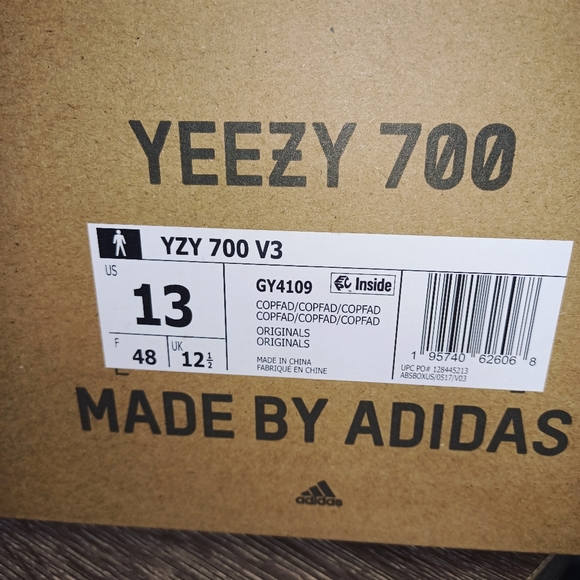 Adidas Yeezy 700 Copper main image 8